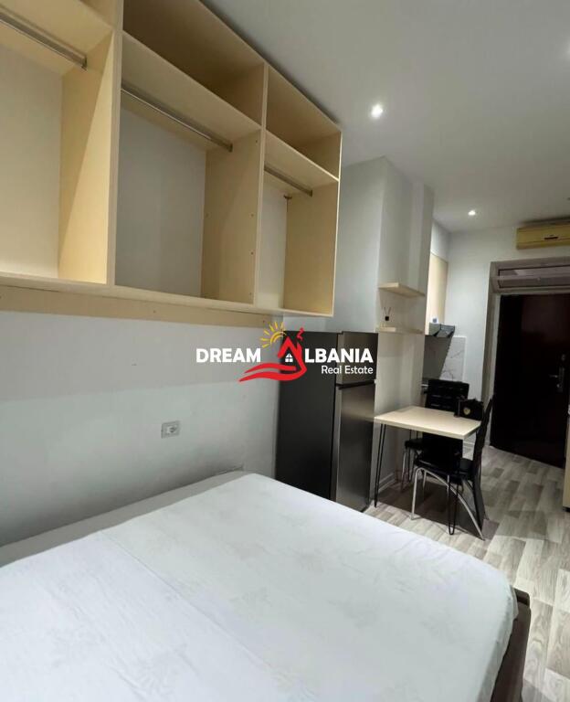 Jepet me qera garsoniere ne rrugen e Barrikadave prane kopshtit Bucko (ID 4201077