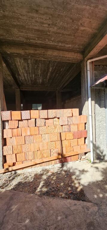 🏡 3-STOREY VILLA FOR SALE POLICE DURRES