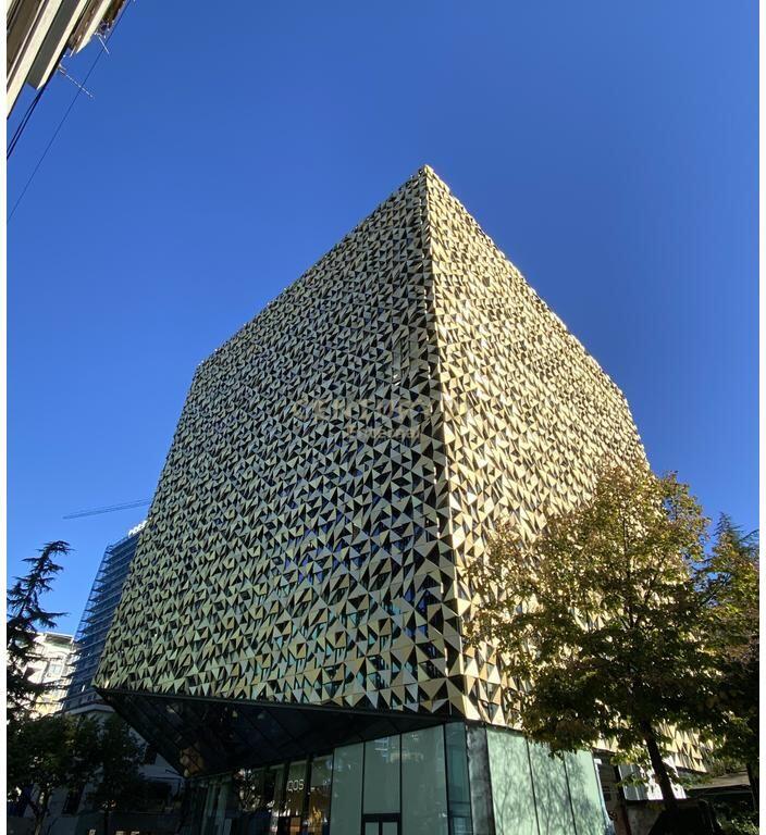 Office for Rent in former Bllok 2,000 € /Month Total Area 97m2