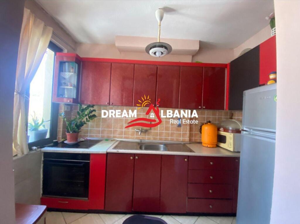 Vendesi in vendita 1+1 in Via Dibra, vicino all'incrocio Scuola Unita (ID 4119448)