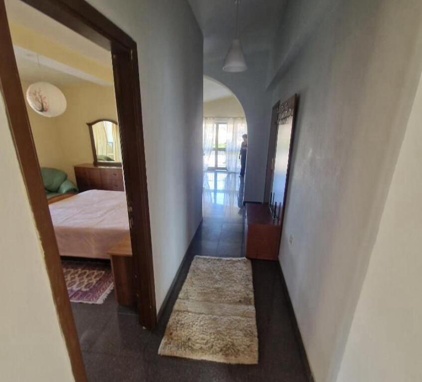 🏡 Appartamento moderno 2+1 in affitto in via Besa!