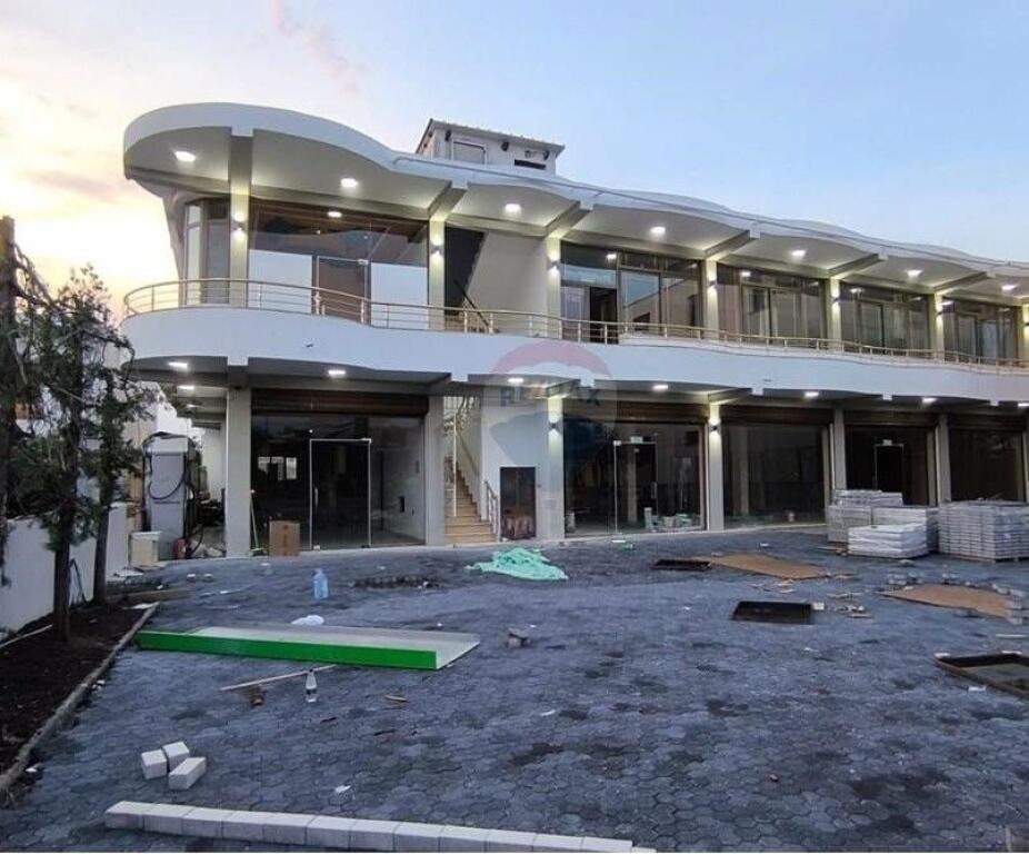 QERA, AMBIENT BIZNESI, BATHORE, TIRANE