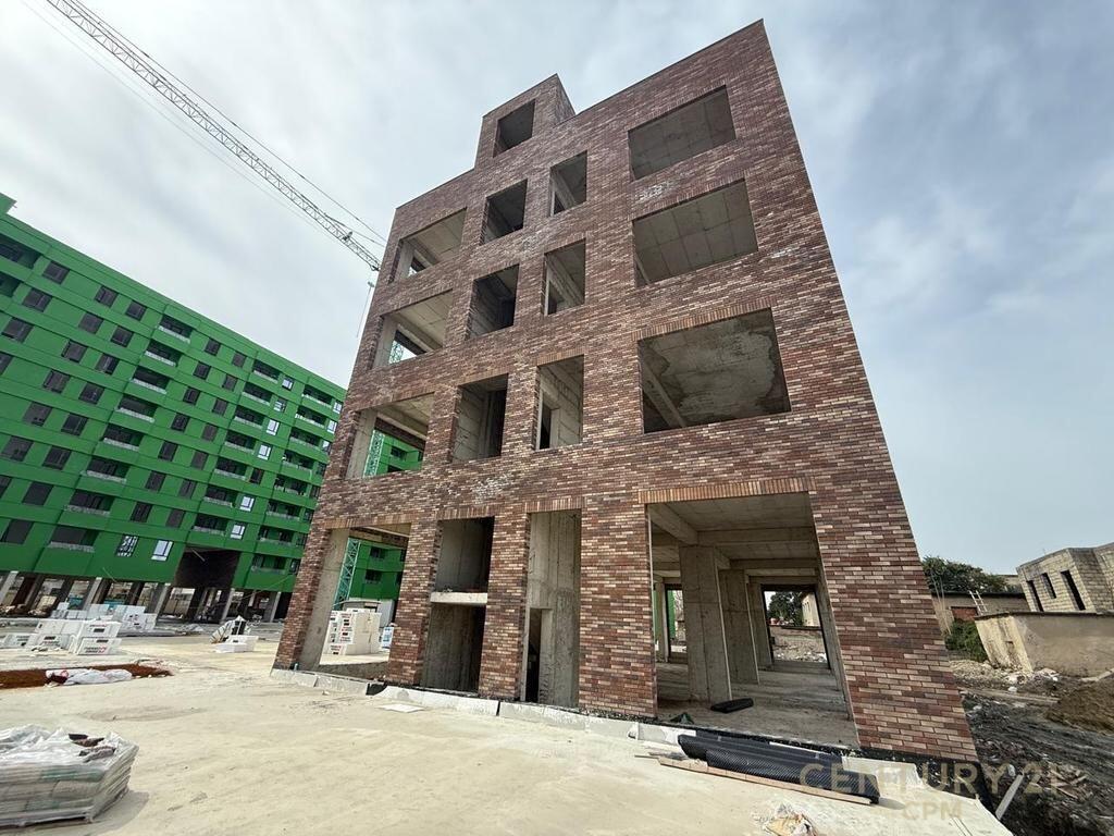 Shitet apartament 3+1 në projektin e ri në Rrugën “5 Maji”, Tiranë