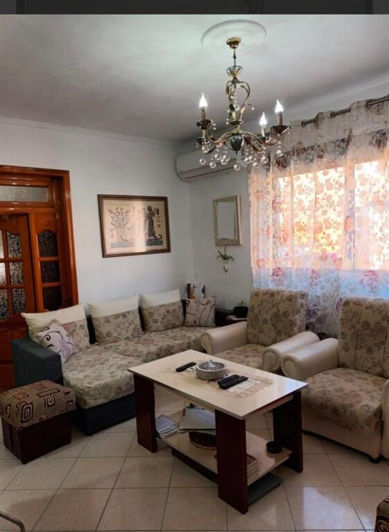 Shitet_nga PRONARI Apartament 100m, 2+1+Aneks