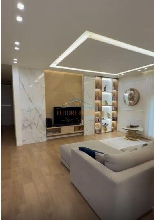 In vendita, Attico 3+1+2+ Posto Auto, Giardino Zoologico