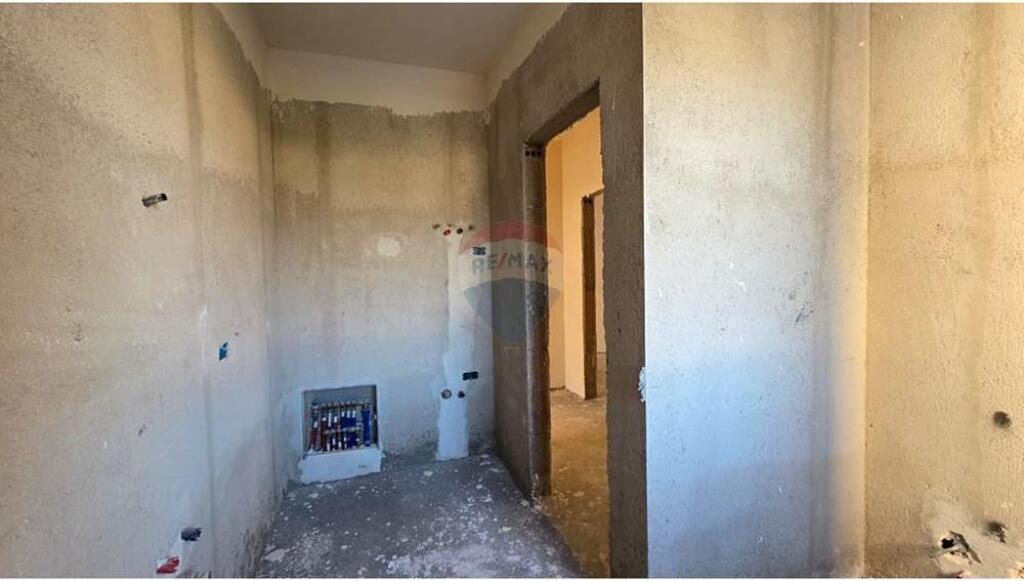 Appartamento in vendita (2+1), Teg (Mjull Bathore)
