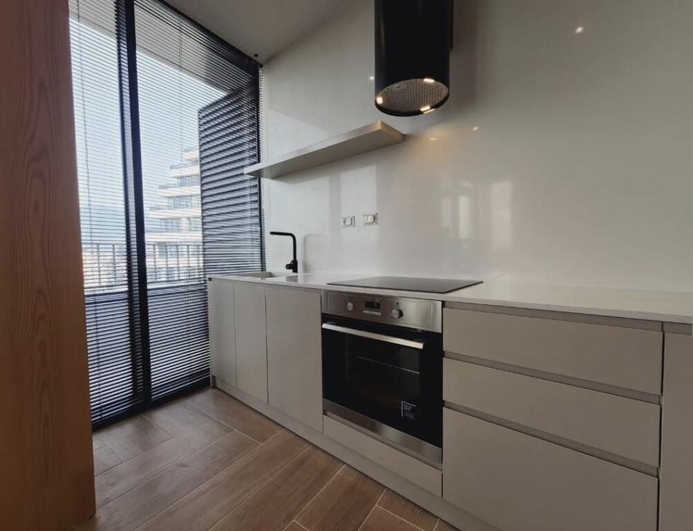 Lake View, apartament 1+1 me qera