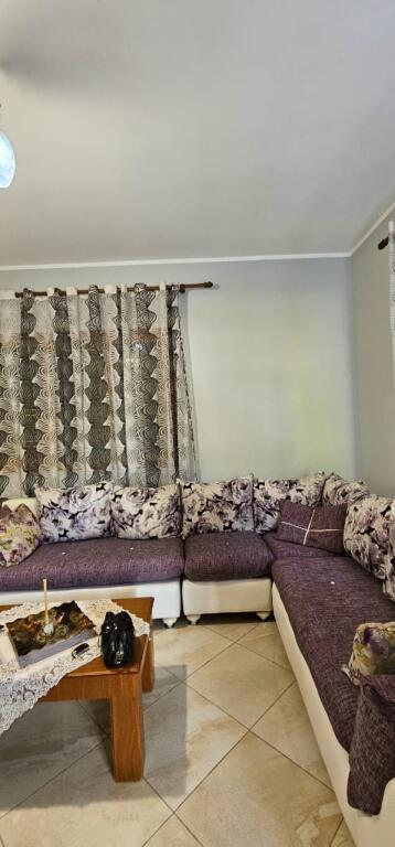 🏡 Shitet Shtëpi Private me Tokë – Ballias, Shijak