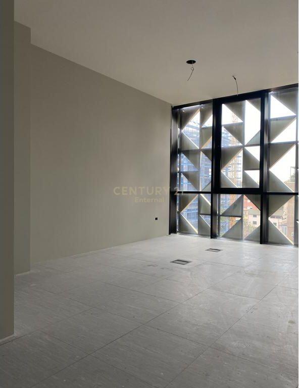 Office for Rent in former Bllok 2,000 € /Month Total Area 97m2