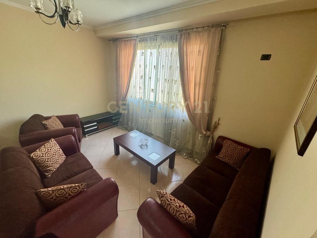 Apartment 2+1+2 for rent, Misto Mame