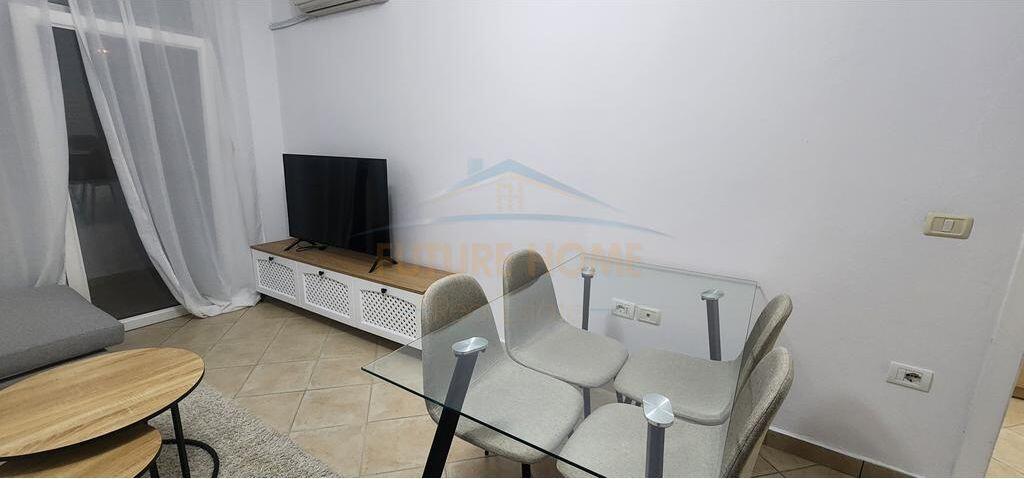 Qera, Apartament 1+1, Ish Ekspozita, Tiranë.