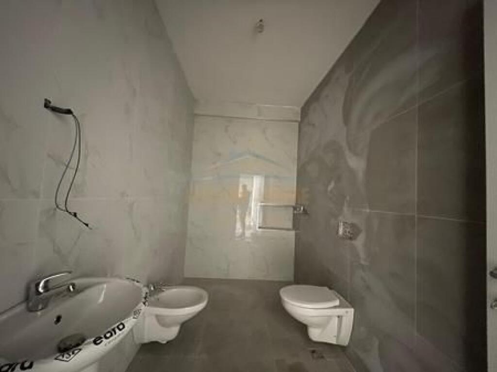 For sale, Apartment 2+1+2, Jordan Misja Street, Tirana