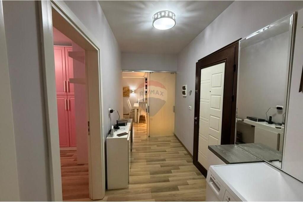 QIRA APARTAMENT 2+1 QENDER !