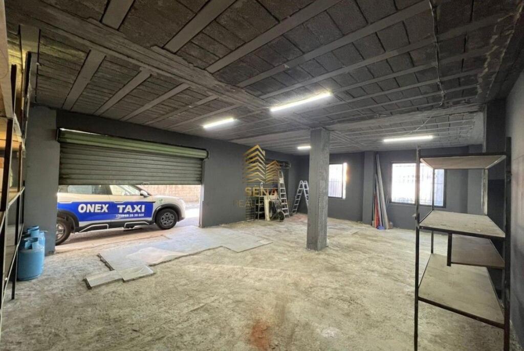 Qira, Magazine 120m2, Don Bosko, 800 Euro