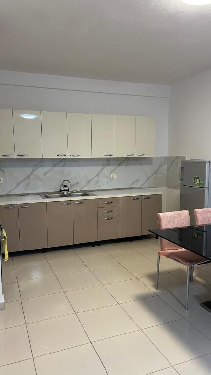 Appartamento 3+1+2 in affitto, Yzberisht, Via Demneri