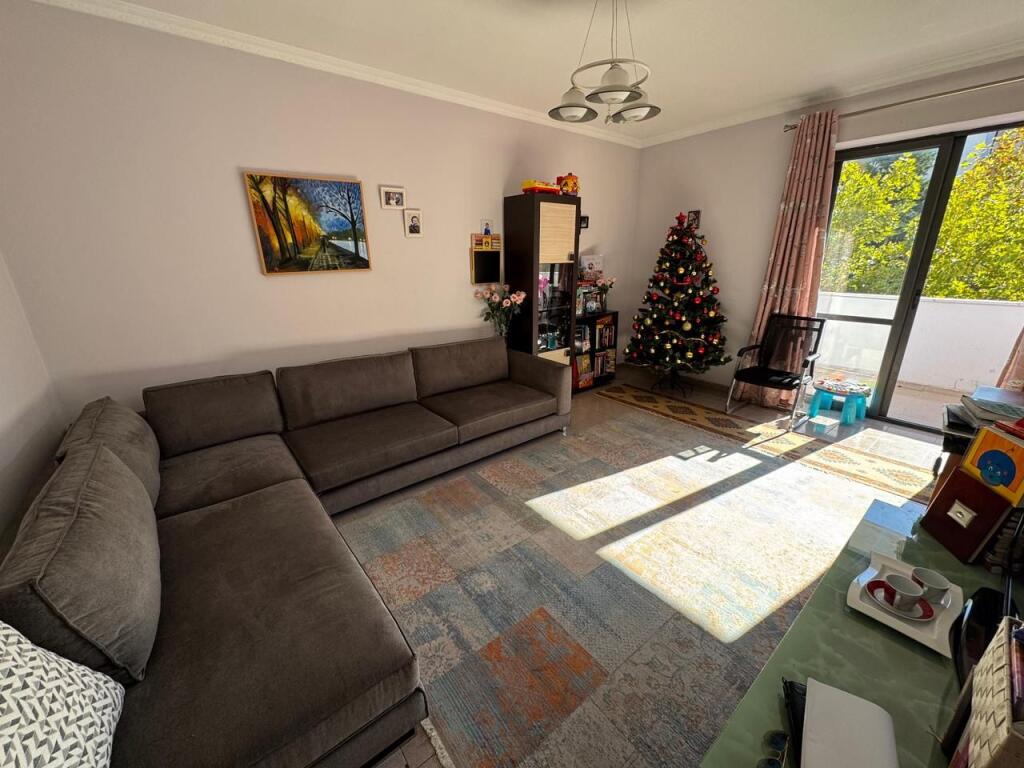 Qera , Apartament 1+1 , Don Bosko , Tirane .