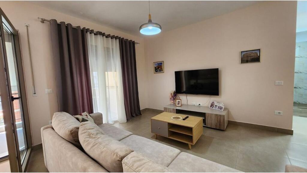 Apartment 1+1 + parking space for rent at Delijorgji Complex