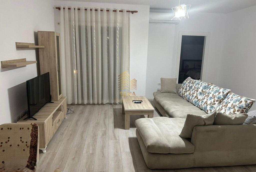 Rent, Apartment 1+1, Zogu I Boulevard, 60,000 Leke