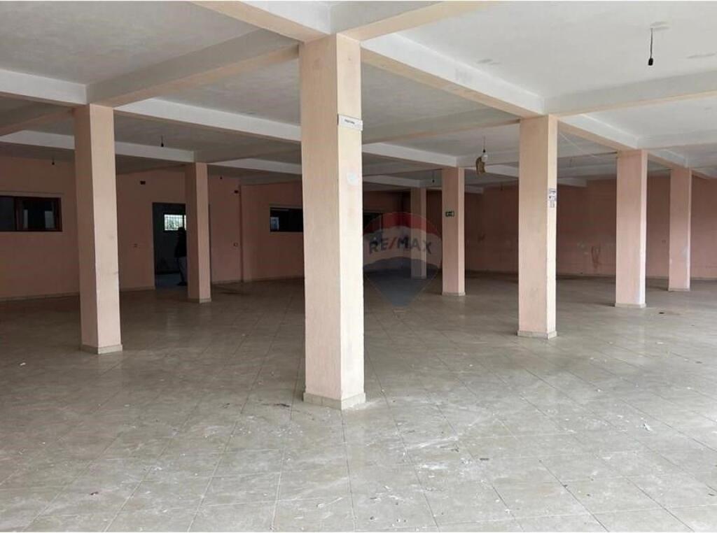 QERA, AMBIENT BIZNESI, BATHORE, TIRANE