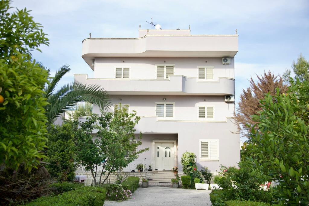 🏡✨ LUXURY 3-STORY VILLA FOR RENT IN SHKOZET, DURRËS