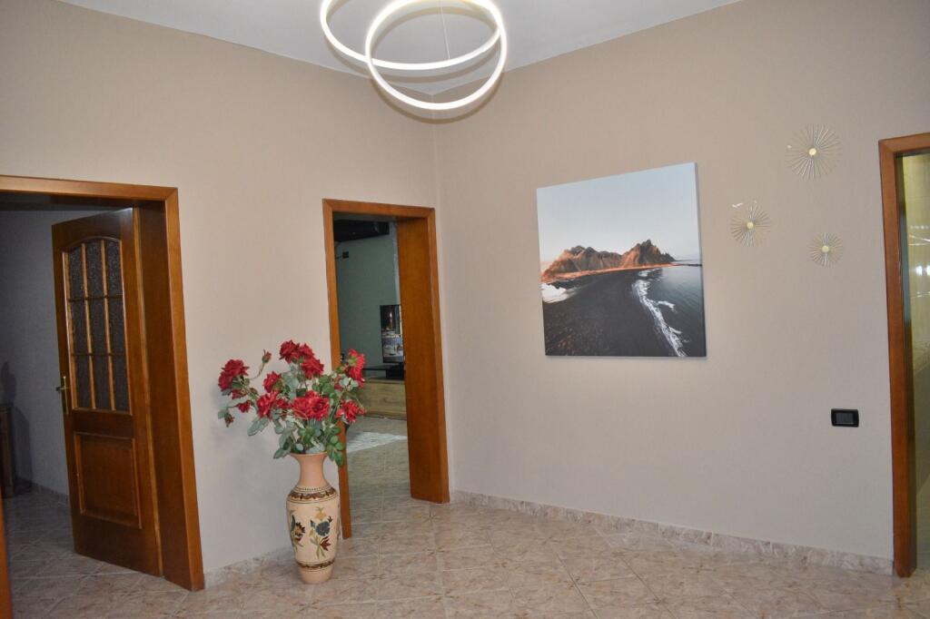 Apartament 2+1+2, Kodra e Priftit per qera