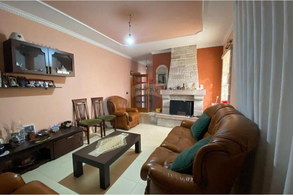 For sale 2 apartments 152 m2 net. NEW MATERNITY!