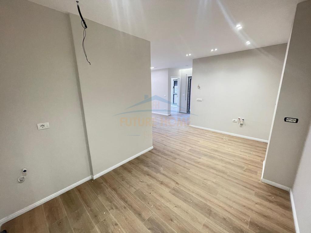 For sale, 2+1 Apartment, New Bazaar, Qemal Stafa Street, Tirana.