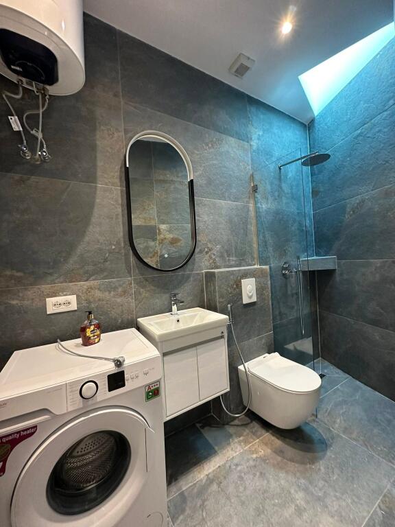 Shitet Apart-Hotel modern me 5 studio të ndara, ideale për investim turistik dhe afatgjatë. 🌊 Pamje fantastike nga deti &amp; projekti i ri Dubai Marina