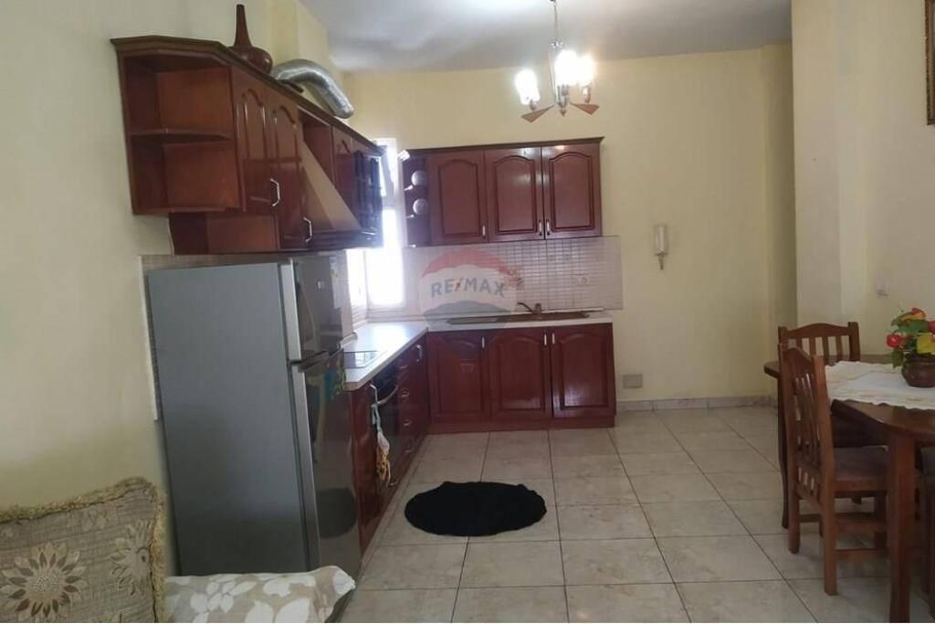Apartament 2+1 me qera tek Terminali