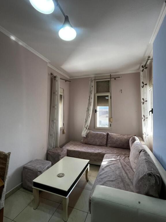 Apartament 1+1 për qira - Pelikani- Plazh Durres