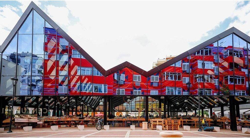 APARTAMENT TEK PAZARI I RI PER SHITJE