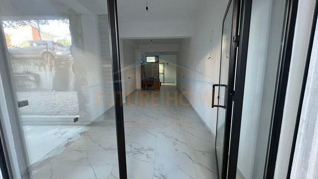 Shitet Ambient Biznesi, Dritan Hoxha