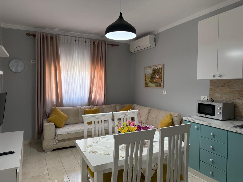 Apartament 1+1 për qira –  Golem
