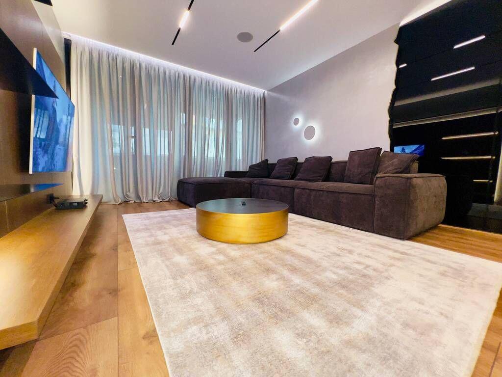 Apartament Luksoz 2+1+2 Perballë Delijorgjit! 247,000 €