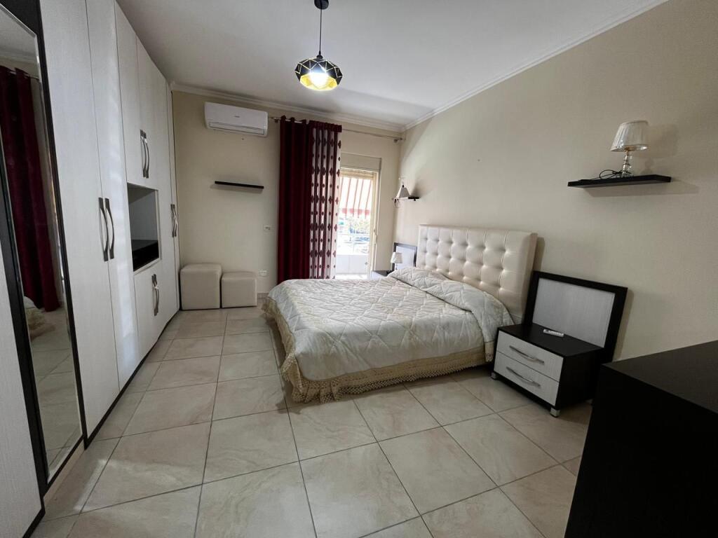 Apartament 2+1+2 për qira - Pelikani- Plazh Durres