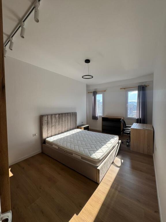 APARTAMENT 3+1 ME QIRA - ISH FUSHA E AVIACIONIT