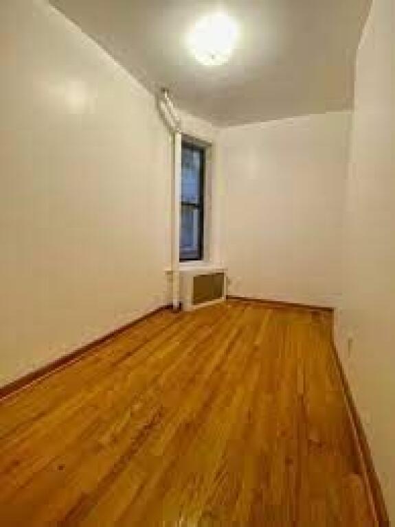 Appartamento In Affitto Vicino alla Moschea della Fabbrica di Tabacco (ID B211392) Tirana