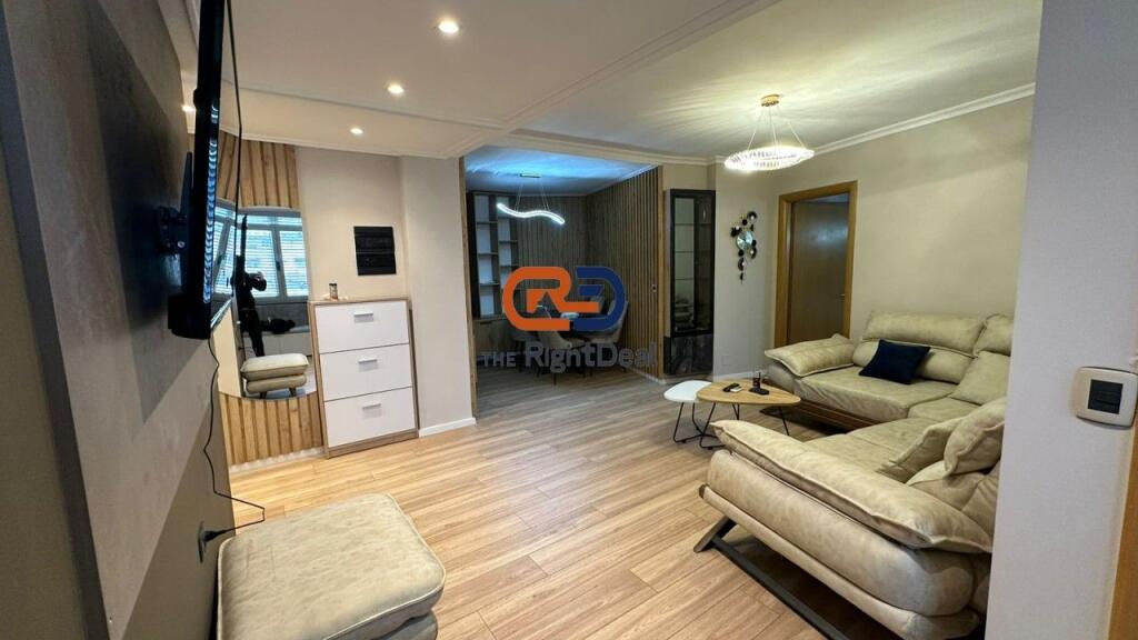 A Myslym Shyri, Vendesi in Vendita Appartamento 2+1 Totalmente Investito!!!