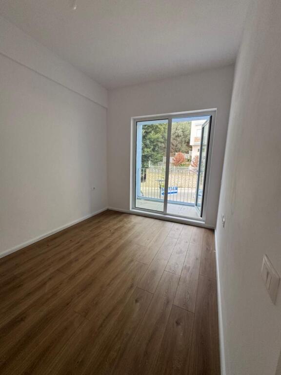 Appartamento 1+1+Balcone in vendita 83.5000€ OXA, Fresk, Tirana