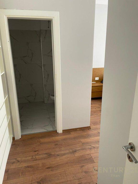 Apartment 2+1+2 for sale in Kamez! 120,000 € Total area 110m2