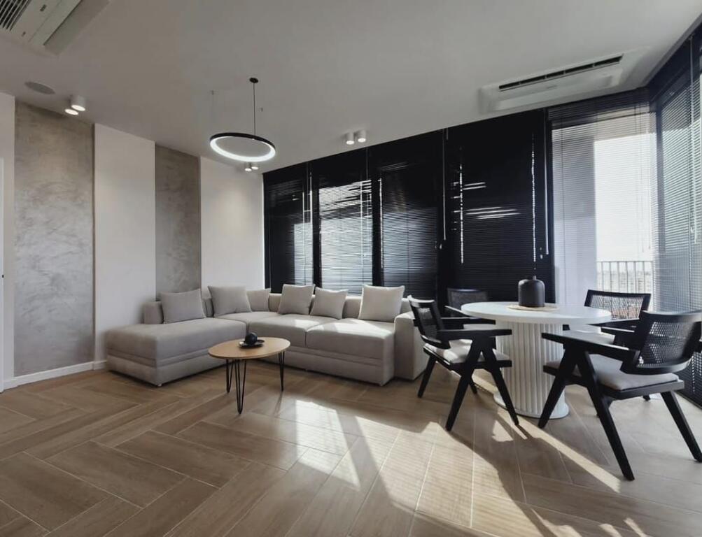 Lake View, apartament 1+1 me qera