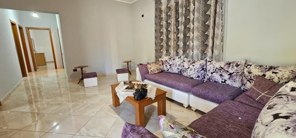 🏡 Shitet Shtëpi Private me Tokë – Ballias, Shijak