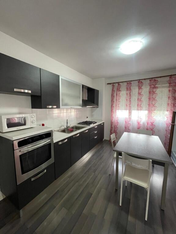 Rent Apartment 2+1 Pranvera Square, Center, Durres