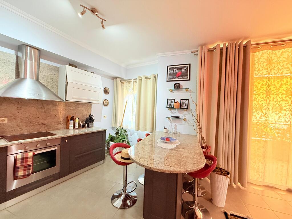 🏡 Spacious 2+1+2 apartment with 3 balconies for rent