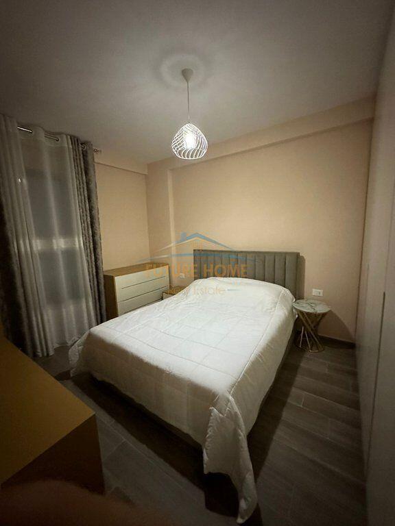 Apartament 2+1+2+Post Parkimi, Kodra e Diellit, Tiranë