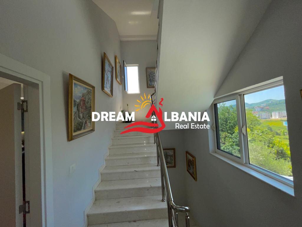 Villa di 3 piani in affitto vicino al Lago Artificiale, vicino alla Guardia, Tirana (ID 4251257 )
