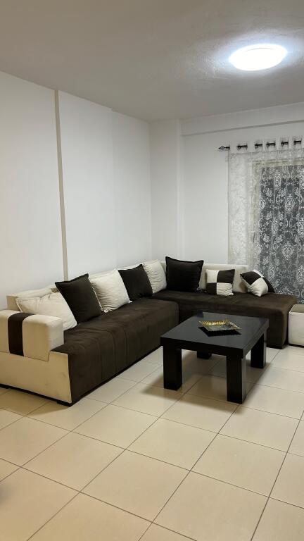 Appartamento 3+1+2 in affitto, Yzberisht, Via Demneri