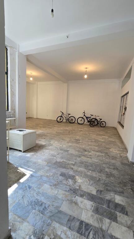 Ambient per zyra me siperfaqe 70 m2