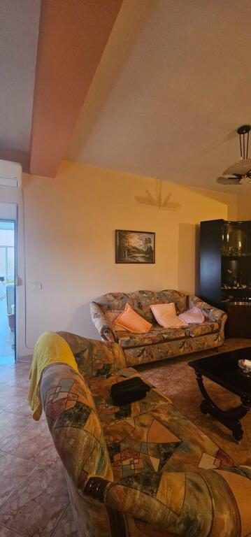 FOR SALE APARTMENT 3+1+2 TOILETS + GARAGE | NEAR THE MARKET FRUITS-VEGETABLES