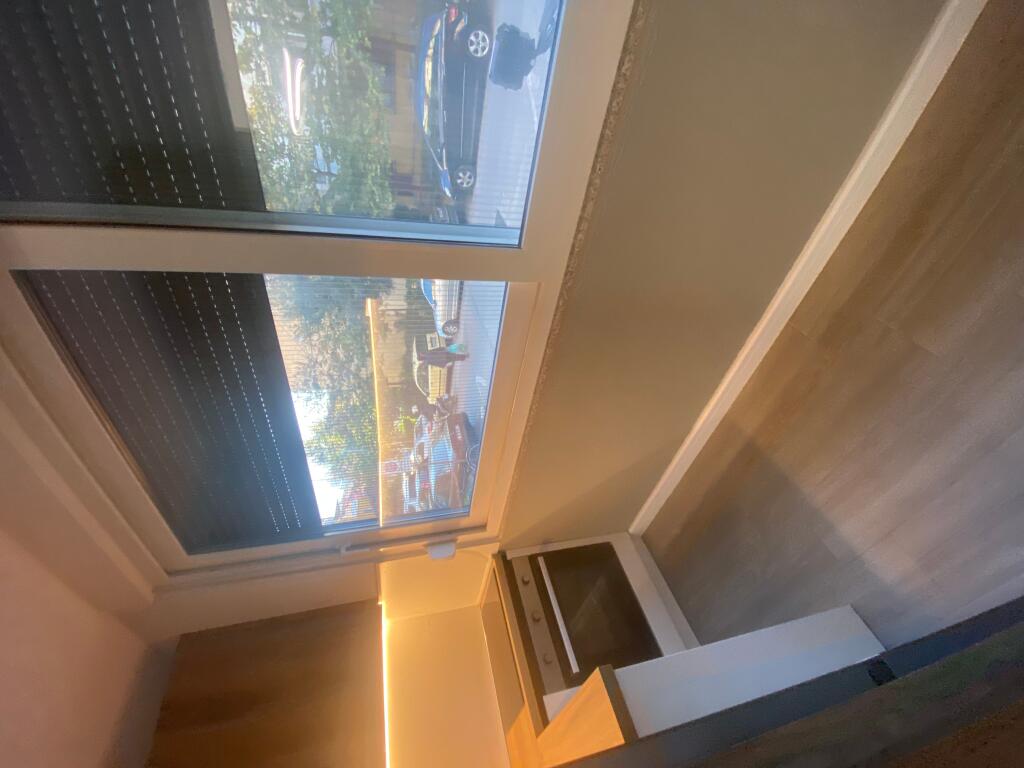 1+1, partially furnished, near Red School, price 550 euro